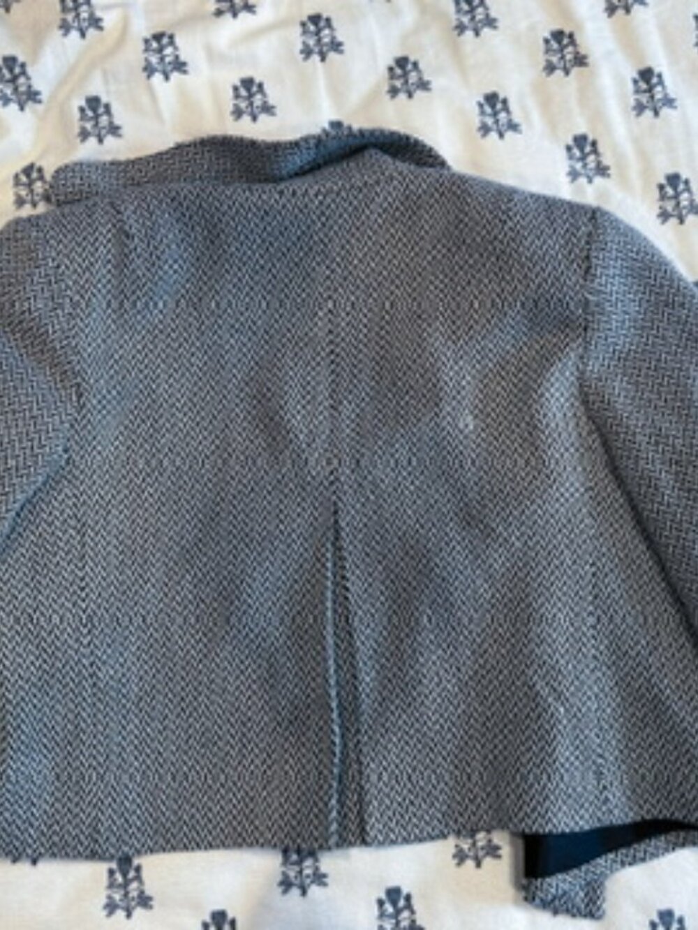 New York & Co Herringbone Cropped Jacket - B&W | XL - Picture 4 of 4